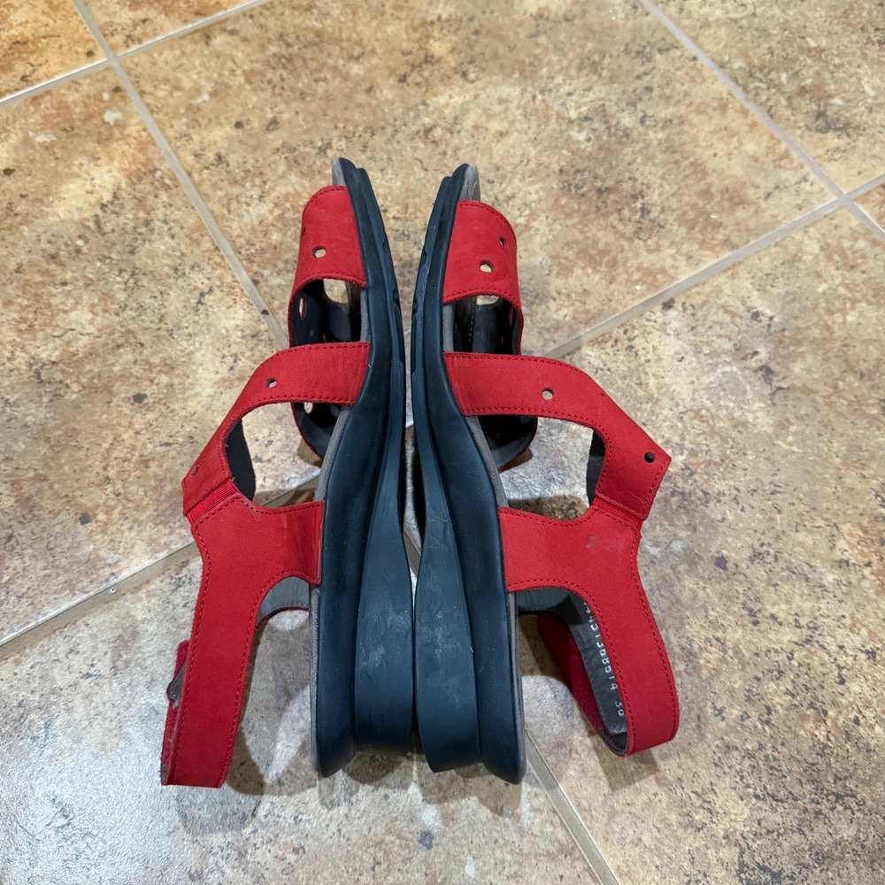 Mephisto‎ Phiby Perf Sandals Scarlet Red Nubuck Leather Perforated Sz 38 US 8 - Picture 6 of 11